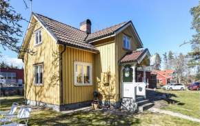 Nice home in Brålanda with WiFi and 2 Bedrooms